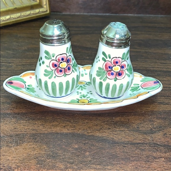 D.P. Delft Other - D.P. Delft hand painted S&P set